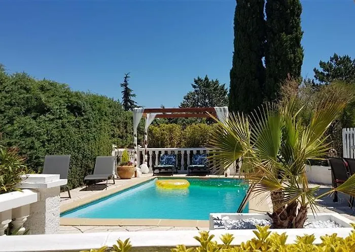 Villa T3 A 10\' De Cassis - Piscine Privee Et Cuisine D\'Ete Exterieure