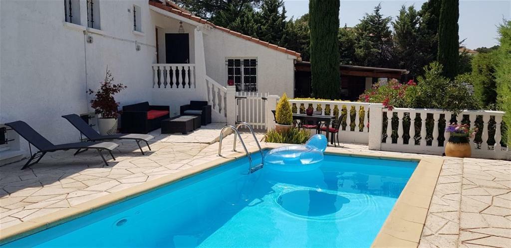 Holiday home T3 A 10' De Cassis - Piscine Privee Et Cuisine D'ete Exterieure *
